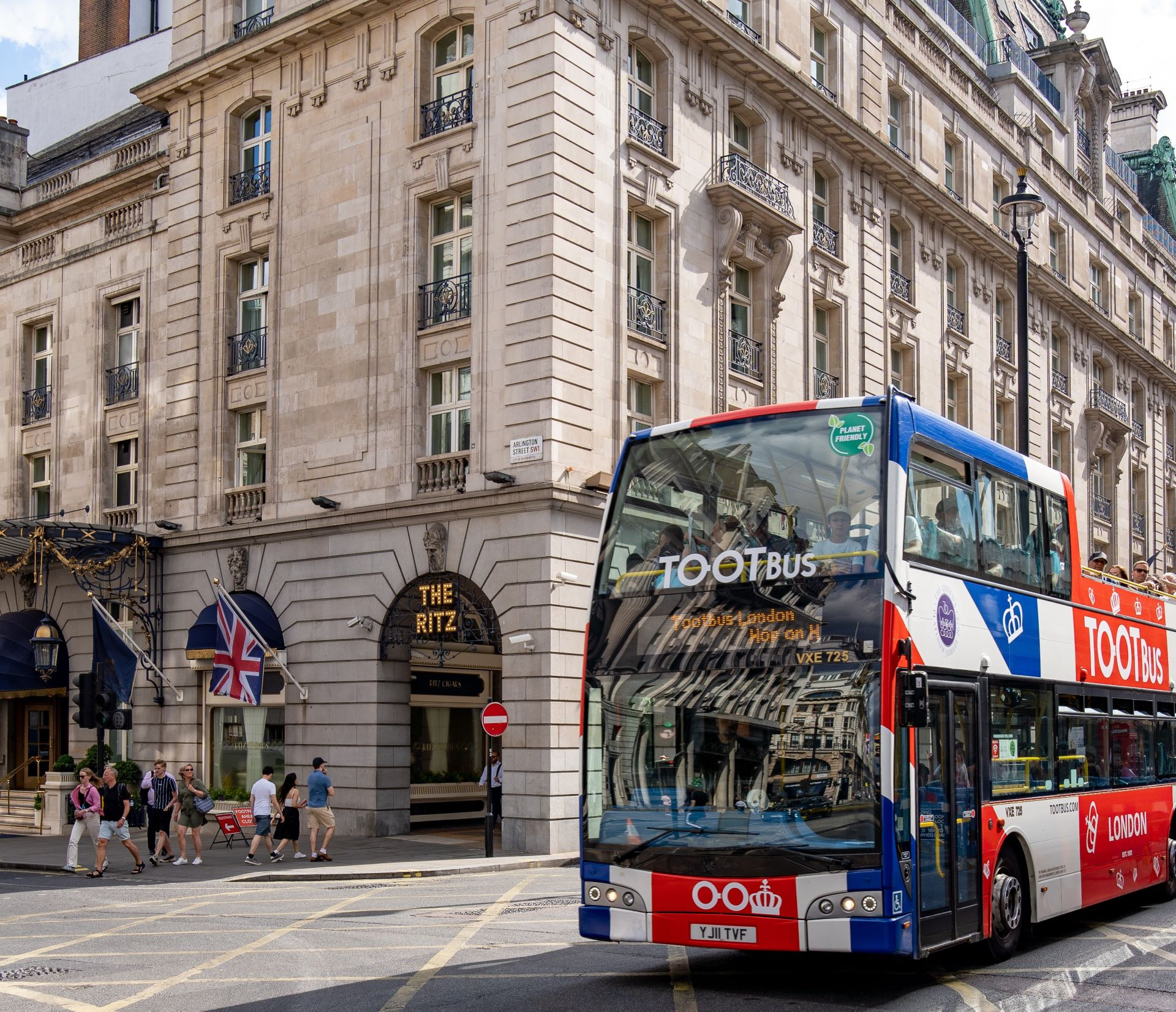 Tootbus London Hop-on Hop-off Bus Tour - Photo 1 of 17